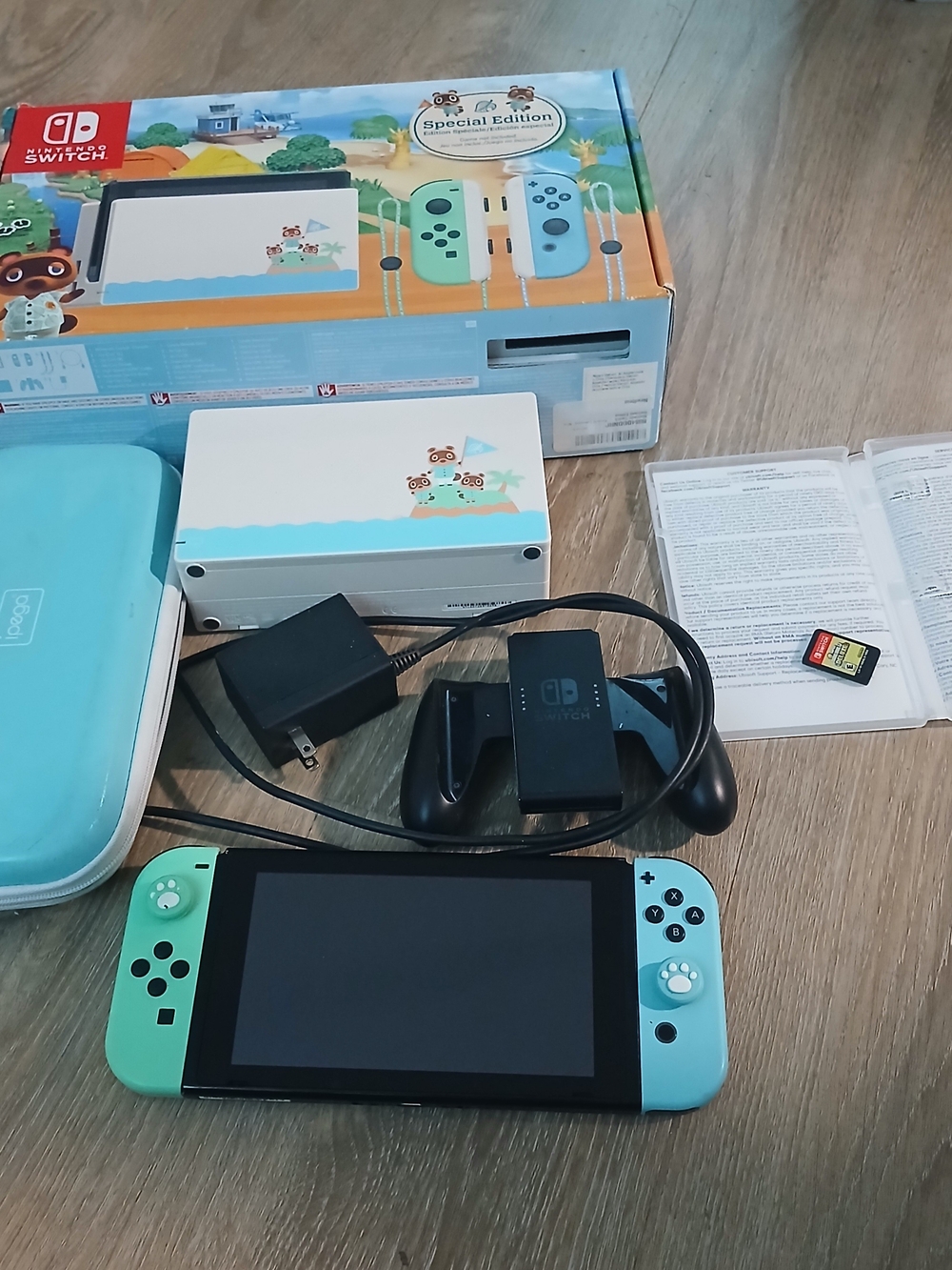 Nintendo Switch Animal Crossing BUNDLE